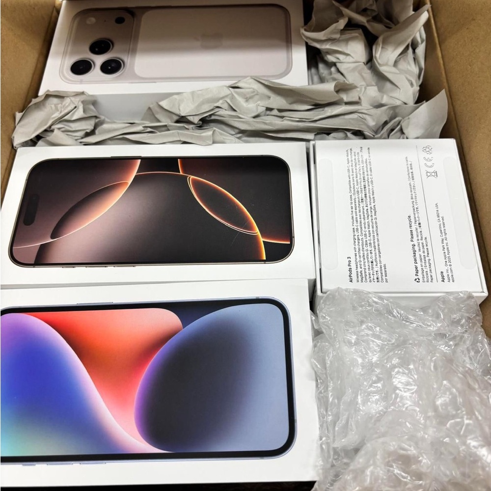 Iphone 17 pro max en stock 
dm for more info